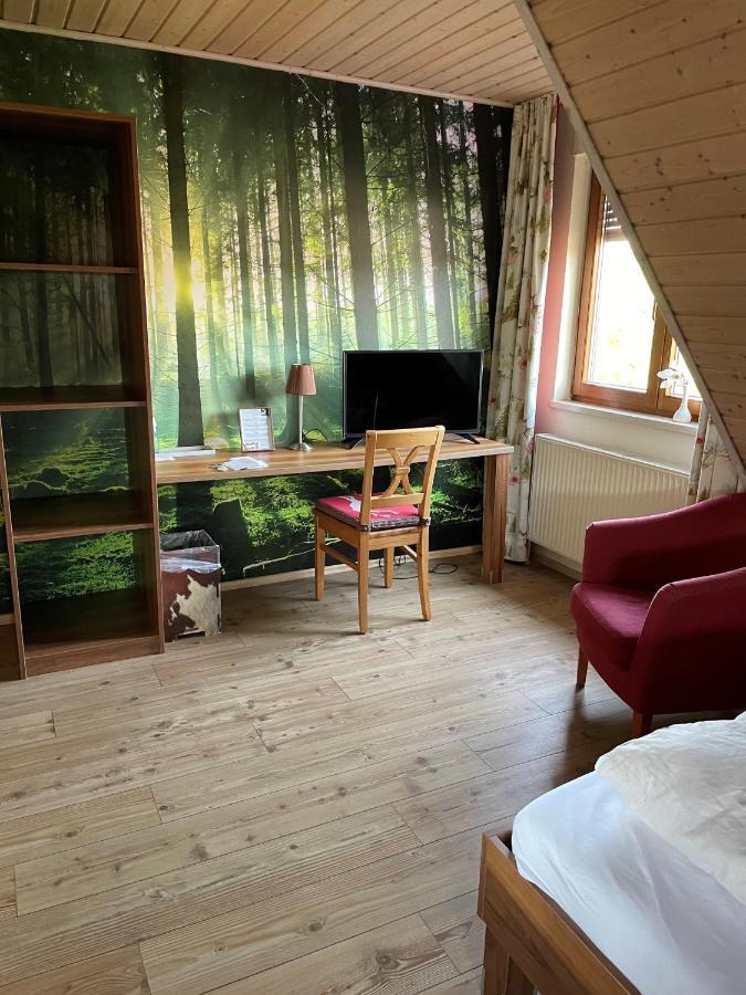 Landgasthof Hirsch Remchingen Экстерьер фото